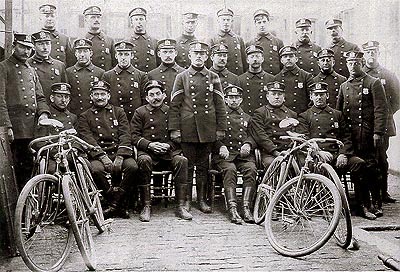 Begun by Roosevelt in 1895 to apprehend speeding horse-drawn carriages, the 29-member bike squad, known as the Scorcher Squad, made 1,366 arrests in their first year.